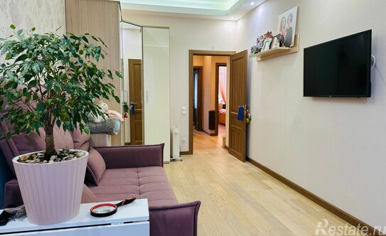 Продажа 2-комн квартиры на вторичном рынке б-р Красных Зорь,  д. 3