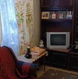 Продажа 4-комн квартиры на вторичном рынке Морская наб,  д. 37,  к. 2