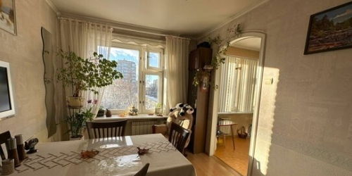 3-комн квартира улица Лёни Голикова,  д. 7