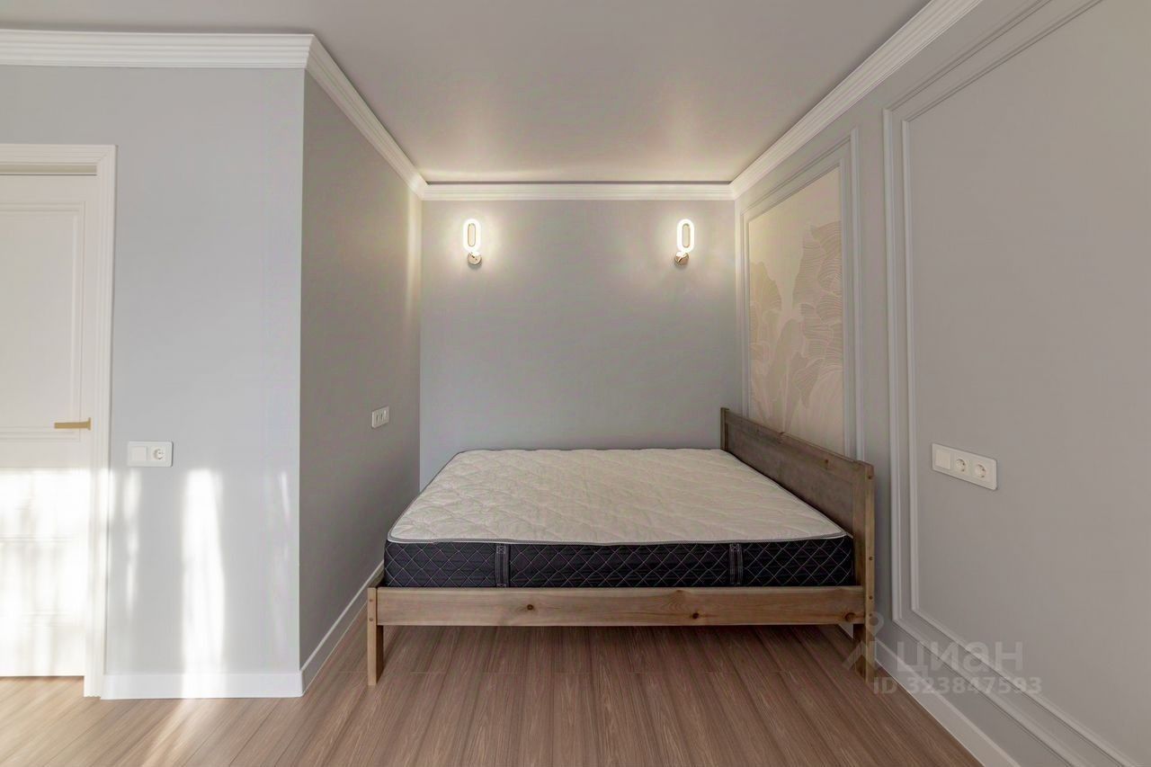 Аренда 1-комн квартиры на вторичном рынке улица Декабристов, 10К2