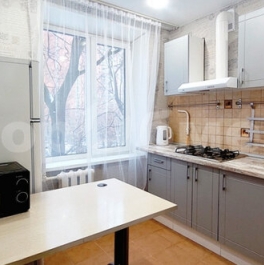 Аренда 2-комн квартиры на вторичном рынке Новомихалковский 4-й проезд,  д. 8А