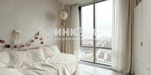 4-комн квартира ул Мосфильмовская,  д. 8,  к. 1