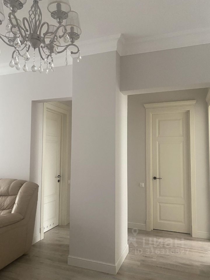 Продажа 4-комн квартиры на вторичном рынке улица Маршала Рыбалко, 5