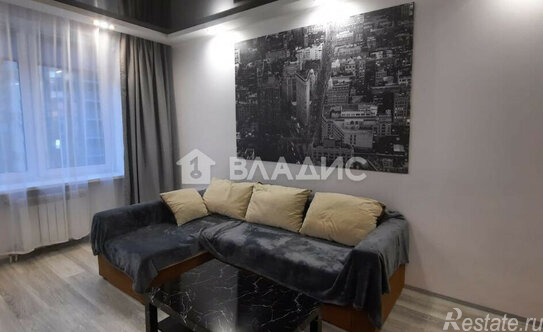 Продажа 1-комн квартиры на вторичном рынке Флагманская улица