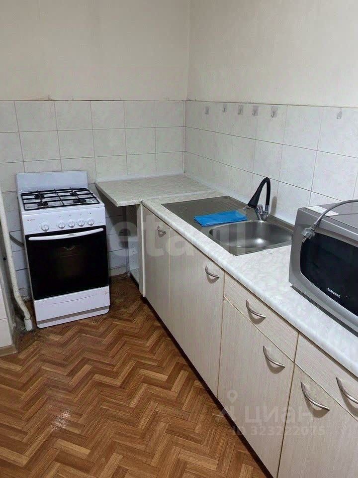 Продажа 1-комн квартиры на вторичном рынке Совхозная улица, 14