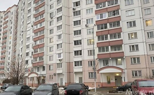 Аренда 1-комн квартиры на вторичном рынке ул Изюмская,  д. 57,  к. 1