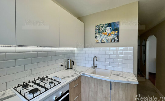 Аренда 3-комн квартиры на вторичном рынке Бассейная ул,  д. 87