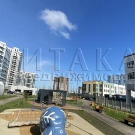 Продажа 2-комн квартиры на вторичном рынке Маршала Захарова ул,  д. 8
