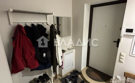 Продажа 3-комн квартиры на вторичном рынке Неопалимовский 1-й пер,  д. 11/22