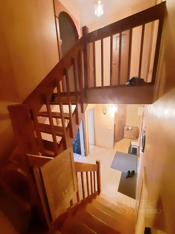 Продажа 4-комн квартиры на вторичном рынке Счастливая улица, 14