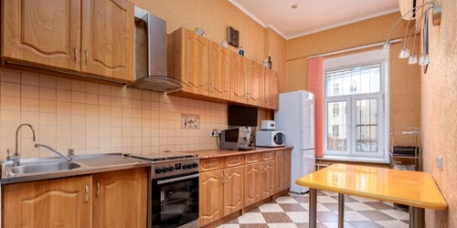 2-комн квартира линия 2-я В.О.,  д. 51