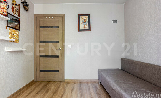 Продажа 2-комн квартиры на вторичном рынке Двинская улица,  д. 15