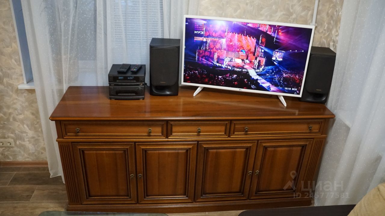 Аренда 1-комн квартиры на вторичном рынке 2-я Владимирская улица, 16К1