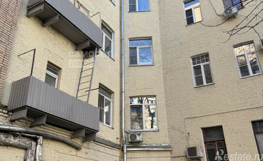 Продажа 3-комн квартиры на вторичном рынке Тихвинский переулок,  д. 11