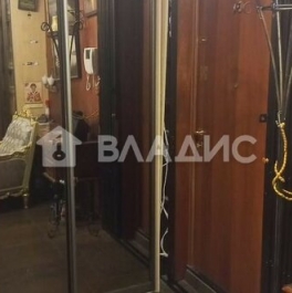 Продажа 2-комн квартиры на вторичном рынке Дубнинская улица,  д. 12 к1