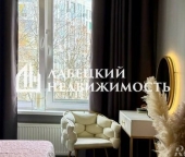 Продать Квартиры вторичка бульвар Академика Ландау  1 