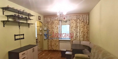 3-комн квартира Павловск г., Березовая ул. ,  д. 8