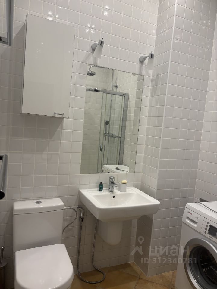 Аренда 3-комн квартиры на вторичном рынке Староволынская улица, 15к4