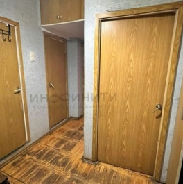 Продажа 1-комн квартиры на вторичном рынке Осташковская улица,  д. 30