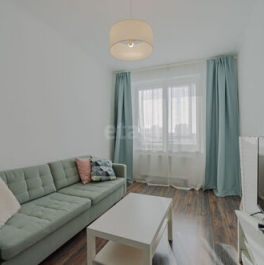 Продажа 1-комн квартиры на вторичном рынке Маршала Казакова ул,  д. 70,  к. 1 стр 1