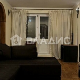 Продажа 3-комн квартиры на вторичном рынке Миклухо-Маклая ул,  д. 30