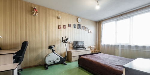 2-комн квартира улица Белы Куна,  д. 27