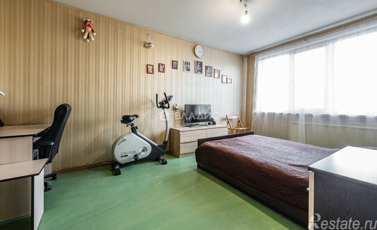 Продажа 2-комн квартиры на вторичном рынке улица Белы Куна,  д. 27