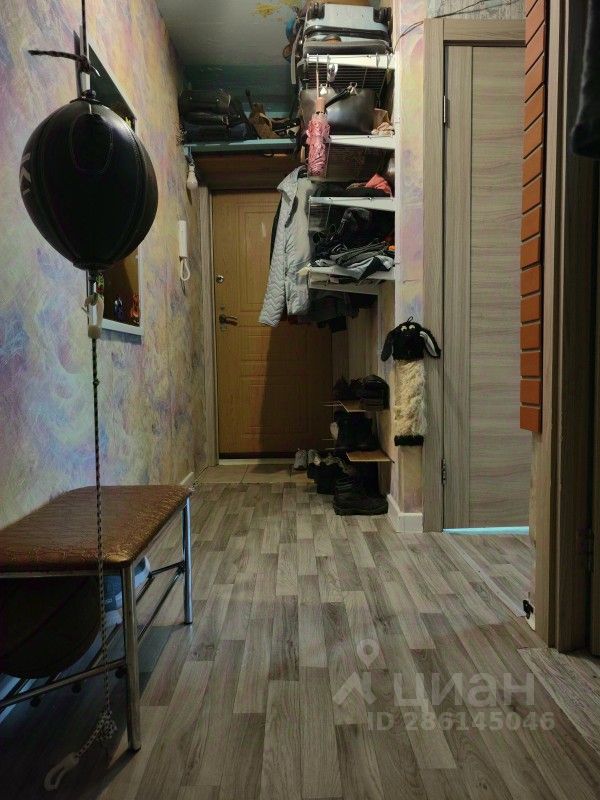 Продажа 2-комн квартиры на вторичном рынке пос. Зеленый Городок, 8