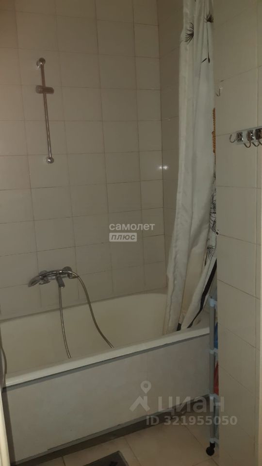 Продажа 2-комн квартиры на вторичном рынке пос. Кузнечики, 6