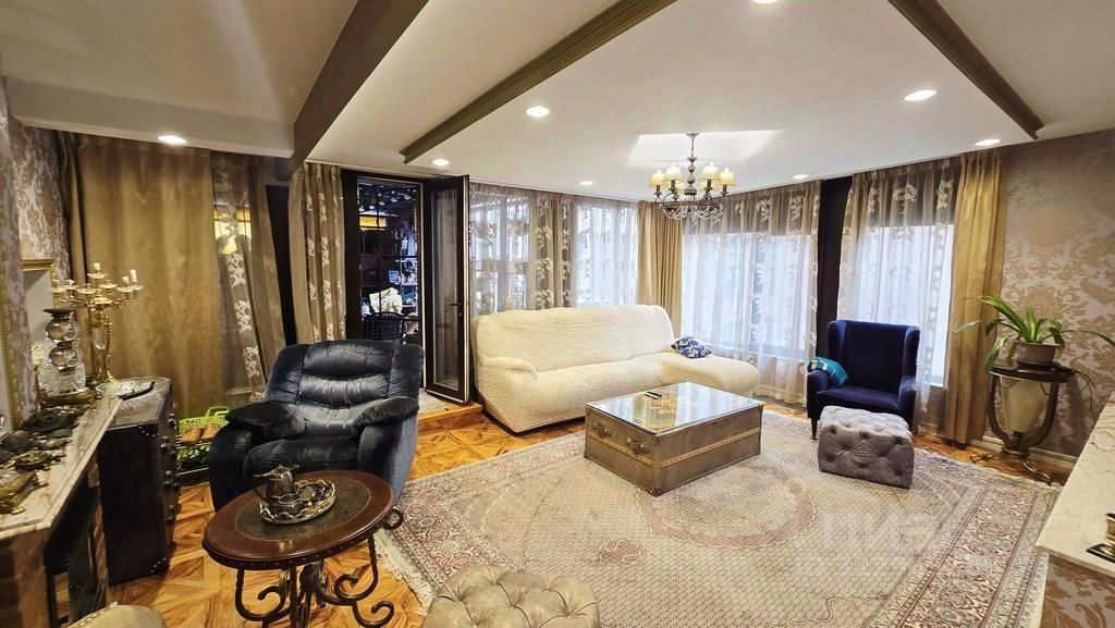 Продажа 3-комн квартиры на вторичном рынке Духовской переулок, 17С11