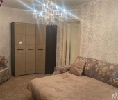 Продать Квартиры вторичка Гатчина, ул Рощинская  3а 