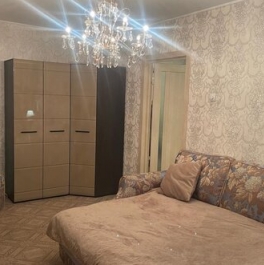 Продажа 1-комн квартиры на вторичном рынке Гатчина, ул Рощинская,  д. 3а