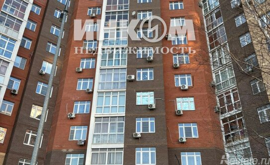 Продажа 2-комн квартиры на вторичном рынке Ангарская улица,  д. 4