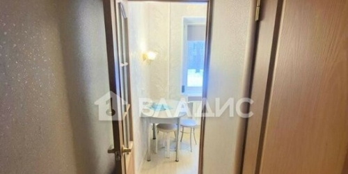 2-комн квартира Беринга ул,  д. 24,  к. 2