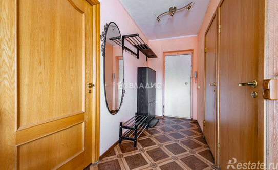 Продажа 1-комн квартиры на вторичном рынке ул Школьная,  д. 23