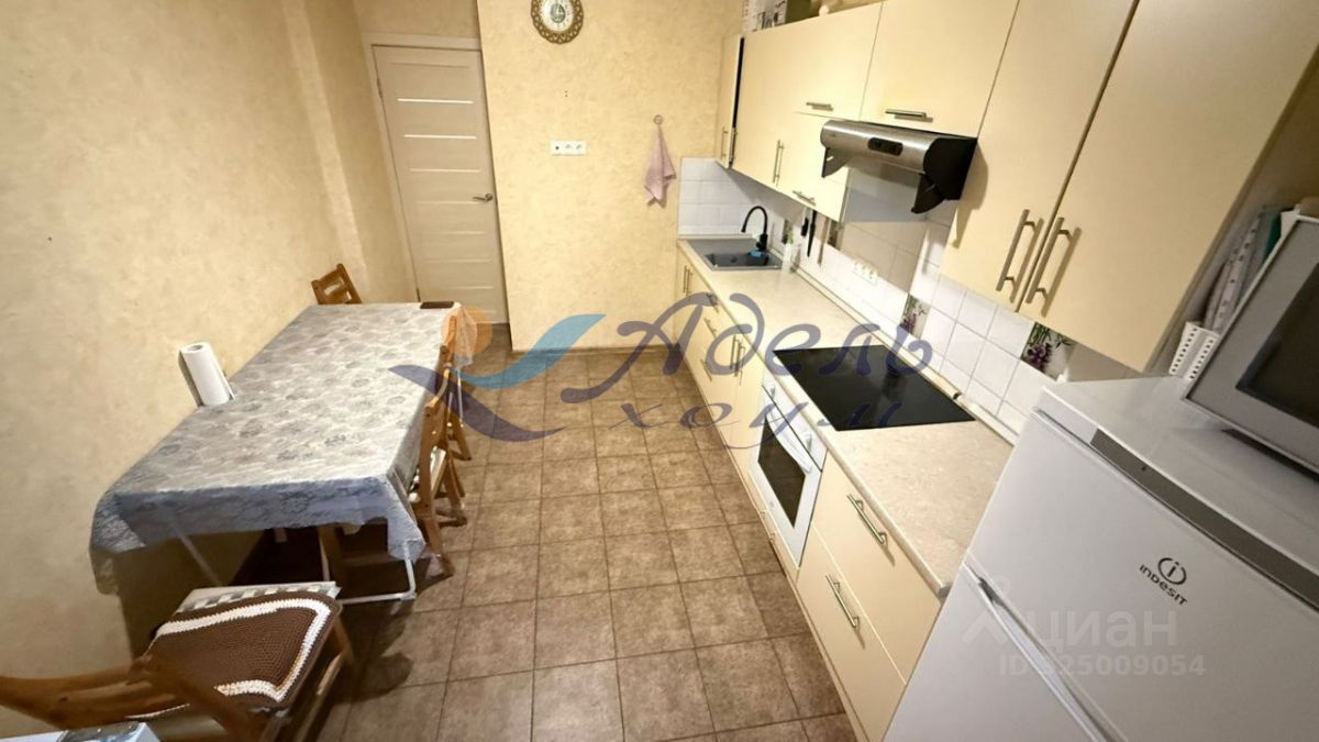 Продажа 2-комн квартиры на вторичном рынке Одинцово, улица Триумфальная, 12