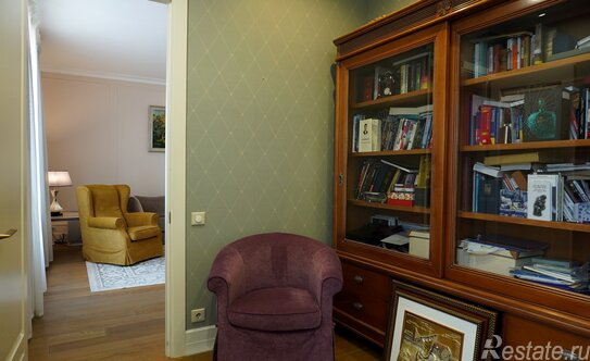 Продажа 5-комн квартиры на вторичном рынке Виленский переулок