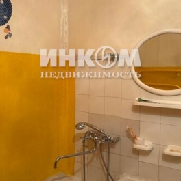 Продажа 2-комн квартиры на вторичном рынке район Щербинка, Симферопольская улица,  д. 3А