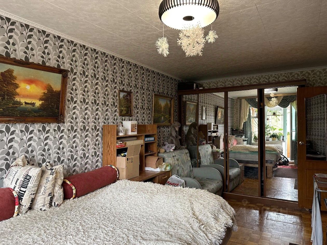 Продажа 2-комн квартиры на вторичном рынке Чехов-8 тер., с. Шарапово, улица Южная, 6
