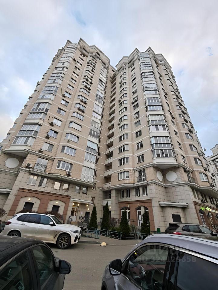 Продажа 2-комн квартиры на вторичном рынке улица Академика Виноградова, 1к1