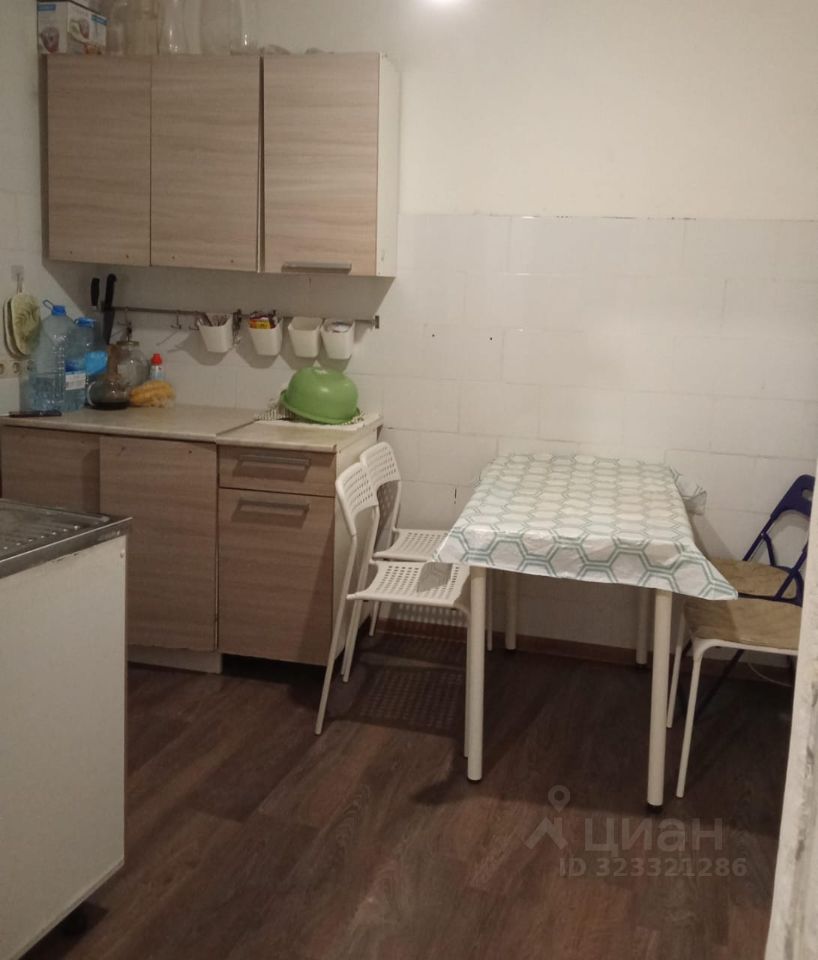 Продажа 2-комн квартиры на вторичном рынке Химки, улица Германа Титова, 3к1