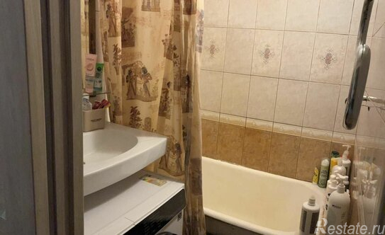 Продажа 2-комн квартиры на вторичном рынке ул Купчинская,  д. 20,  к. 4