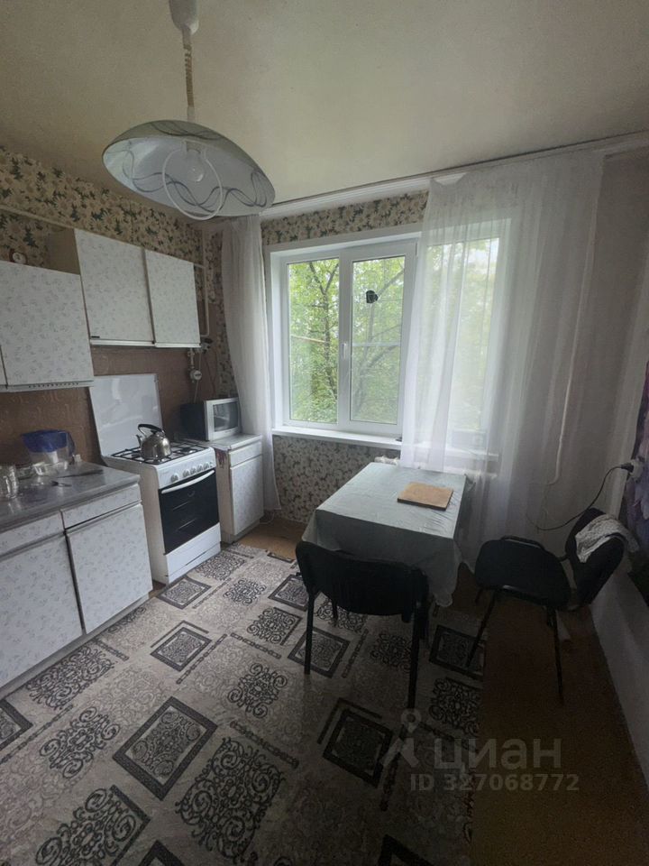 Продажа 3-комн квартиры на вторичном рынке пос. Новые Дома, 7