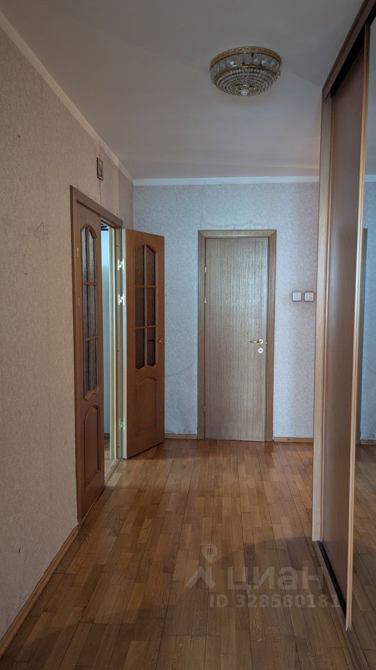 Продажа 2-комн квартиры на вторичном рынке Рабочая улица, 16