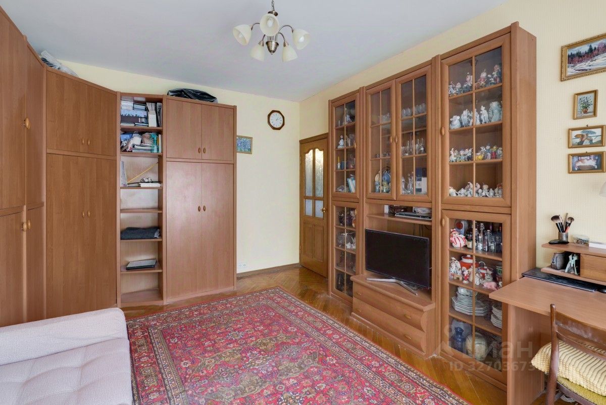 Продажа 2-комн квартиры на вторичном рынке Богословский переулок, 7