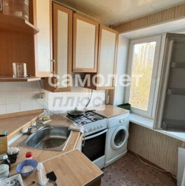 Продажа 1-комн квартиры на вторичном рынке улица Красных Зорь,  д. 33А