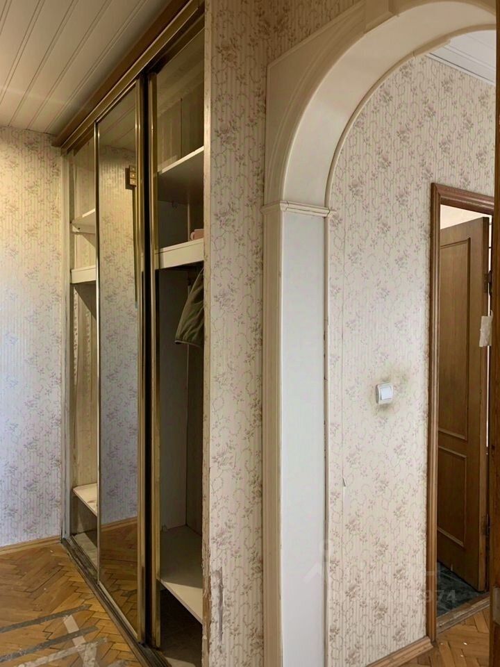 Продажа 2-комн квартиры на вторичном рынке улица Адмирала Макарова, 43
