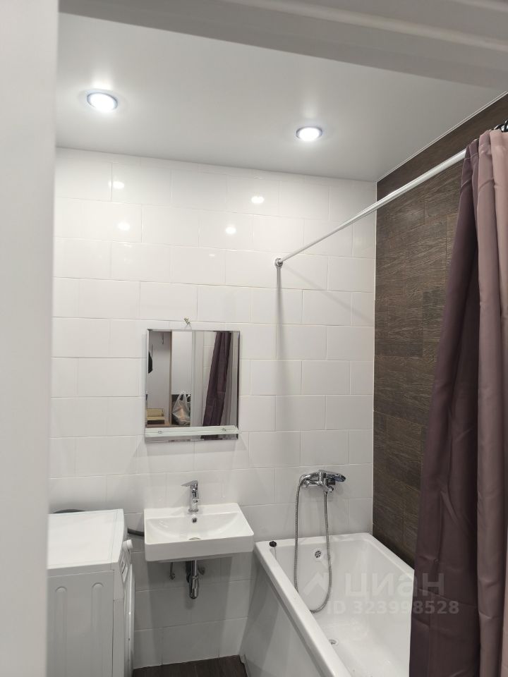 Аренда 1-комн квартиры на вторичном рынке улица 3-я Нововатутинская, 15к2