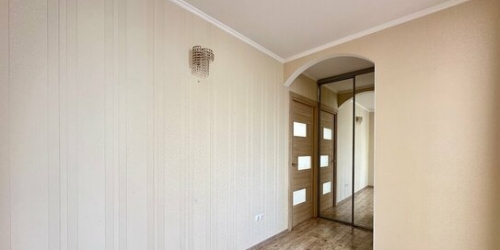 3-комн квартира Кирпичная улица,  д. 12