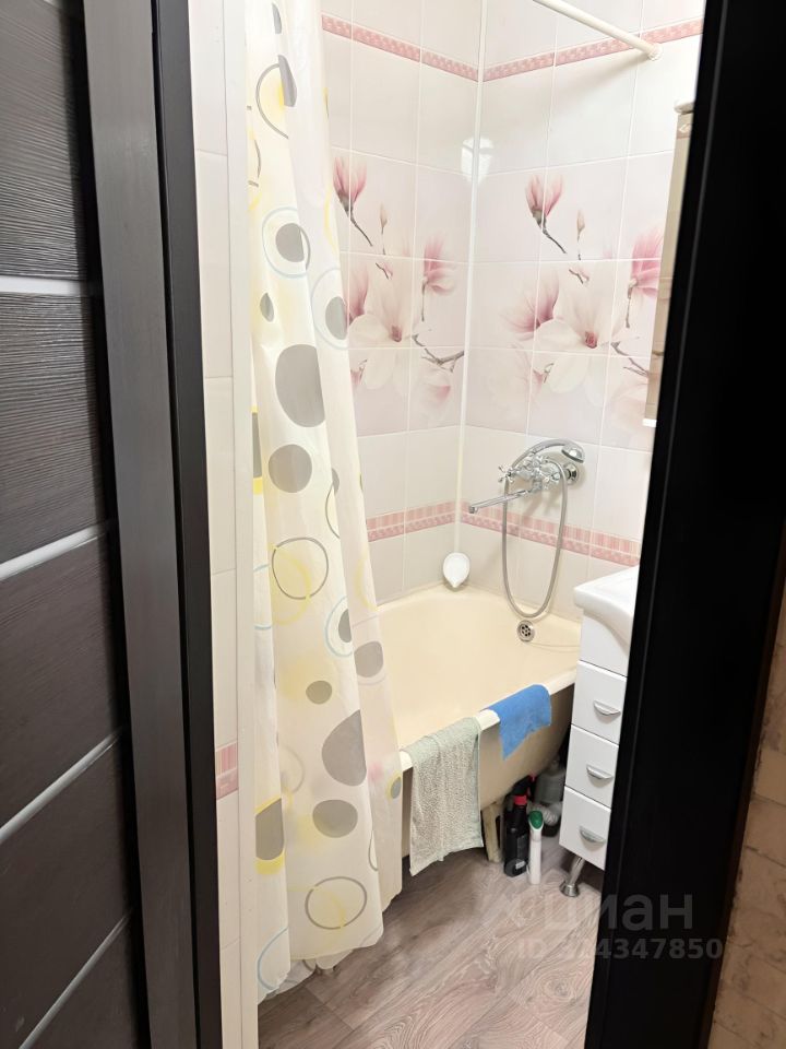 Продажа 1-комн квартиры на вторичном рынке Тучково пгт, улица Партизан, 21